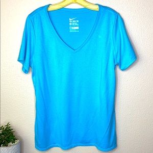 Nike Tee Women’s Size XL Athletic Cut